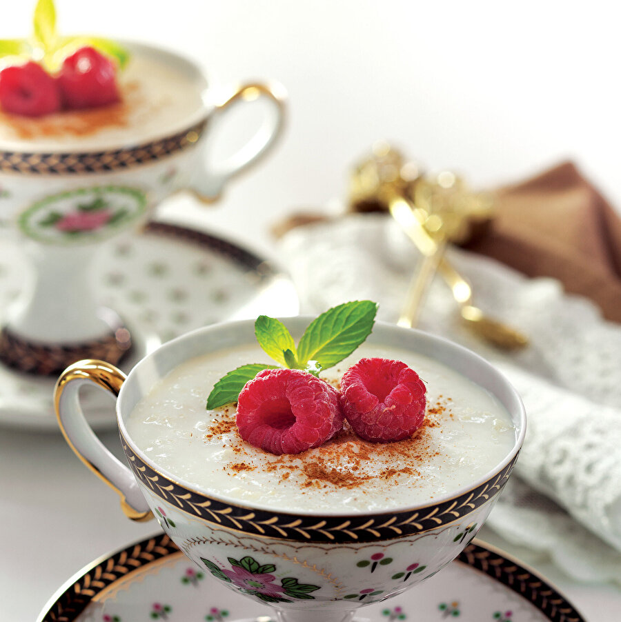 Kremalı Sütlaç tarifi