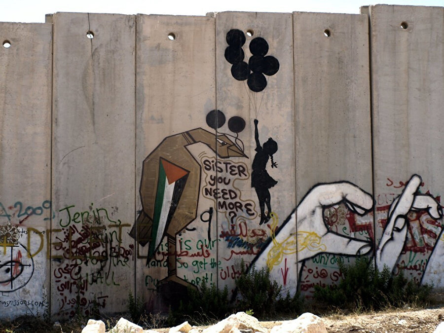 Filistin sokaklarındaki sanatçı: Banksy