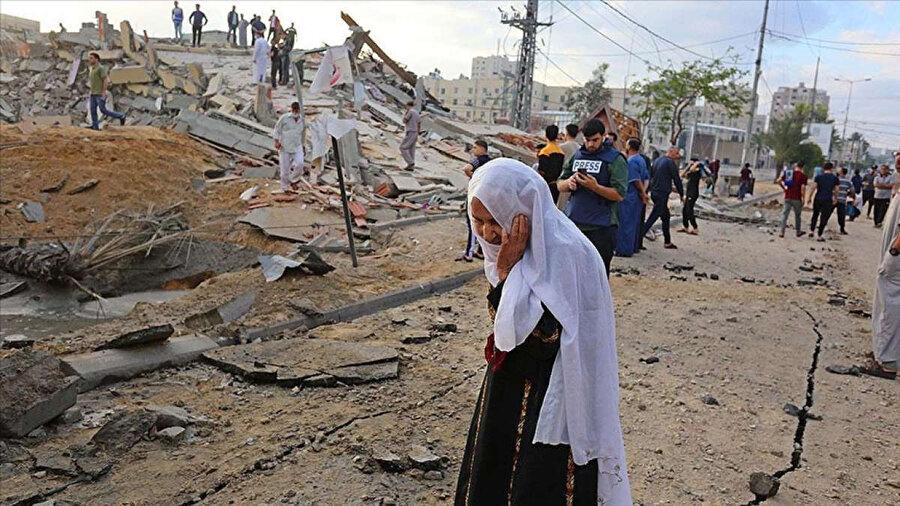 İsrail'in saldırdığı yerlerden bir görüntü