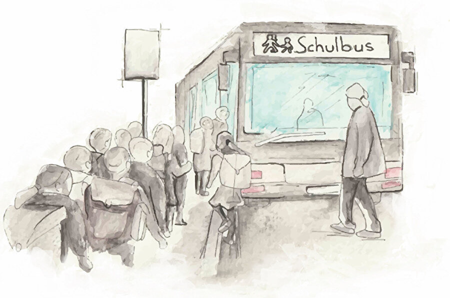Okul otobüsüne dönüşmüş bir belediye otobüsü.