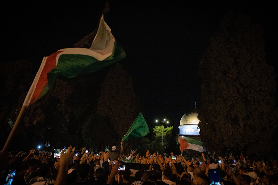 Filistinliler, Hamas ile İsrail arasında varılan ateşkesi kutluyor