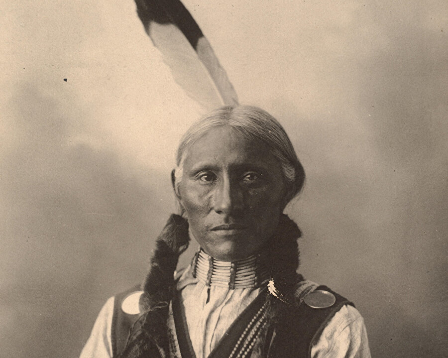 Hiçbir kötülük ölümsüz değildir ama insan ölümsüzlüğe inanmaya çoktan hazır. 