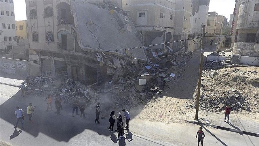 İsrail'in son saldırılarında Gazze'de 2 bin konut yerle bir olmuştu.