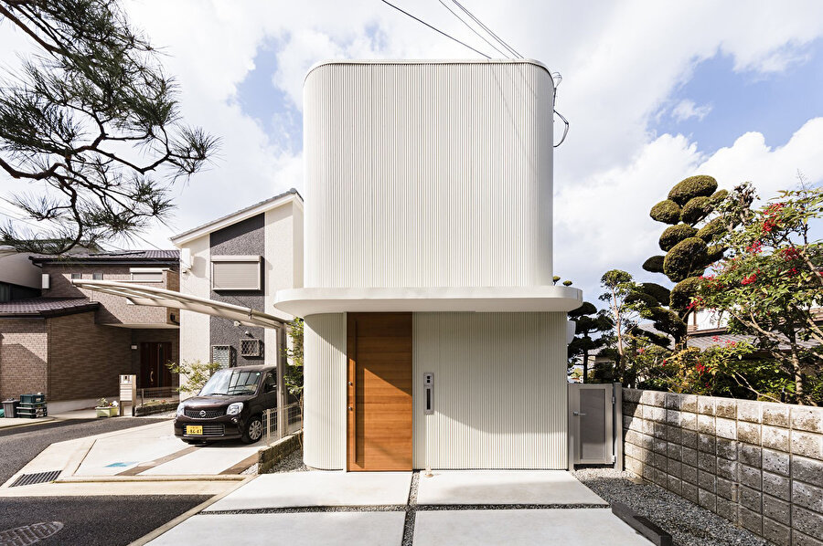 Melt House.