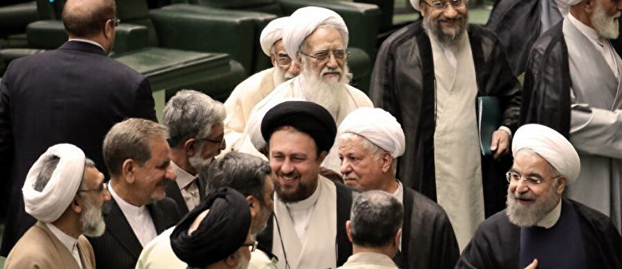 İran'da cumhurbaşkanı aday adaylarının seçimlere katılmak için ehliyet sahibi olup olmadıklarına Anayasayı Koruyucular Konseyi'ne bağlı Denetleme Heyeti karar veriyor.nn