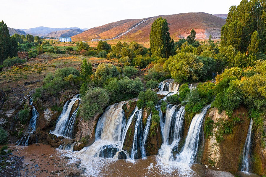 Van, Muradiye Şelalesi.