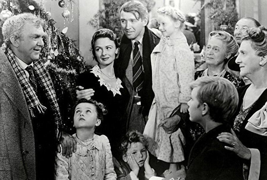 Tam da burada size bir filmden bahsetmek isterim. Adı “It’s a Wonderful Life.”