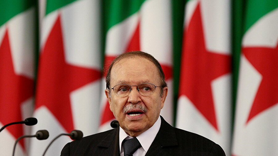 Cezayir'de halk ayaklanmaları ve ordunun sözlü müdahalesiyle Nisan 2019'da Abdulaziz Buteflika yönetimi son bulmuştu.