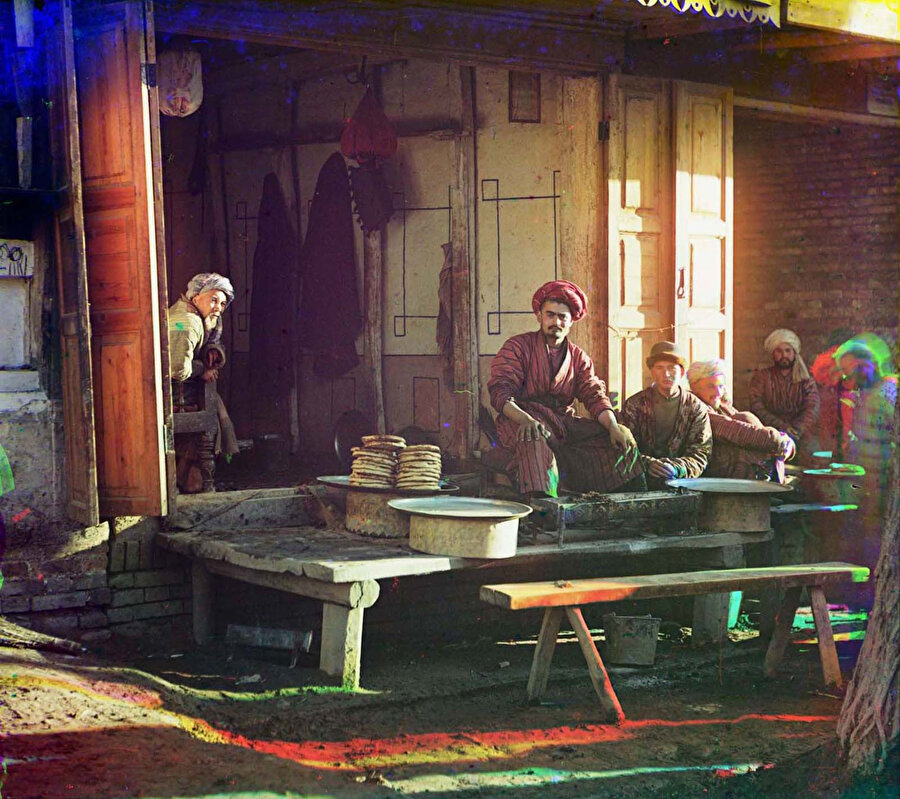 Çarlık döneminden renkli Özbekistan fotoğrafları (1907-1911)