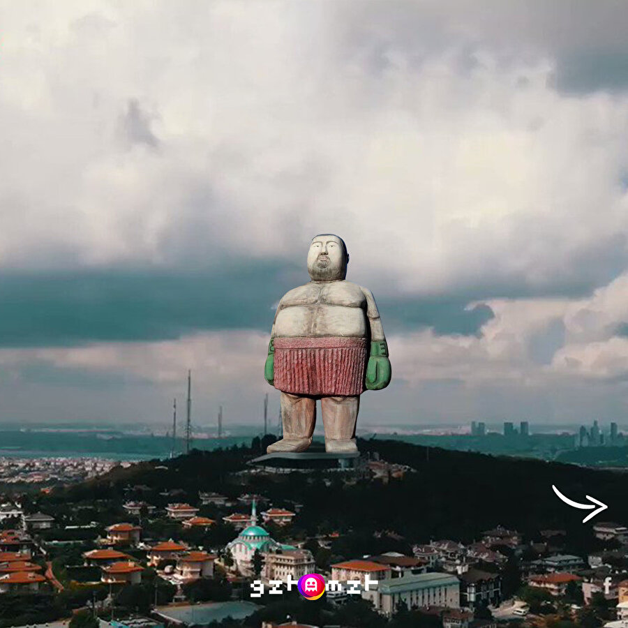 Mersin'de yapılan ilginç heykeli biraz gezintiye çıkardık