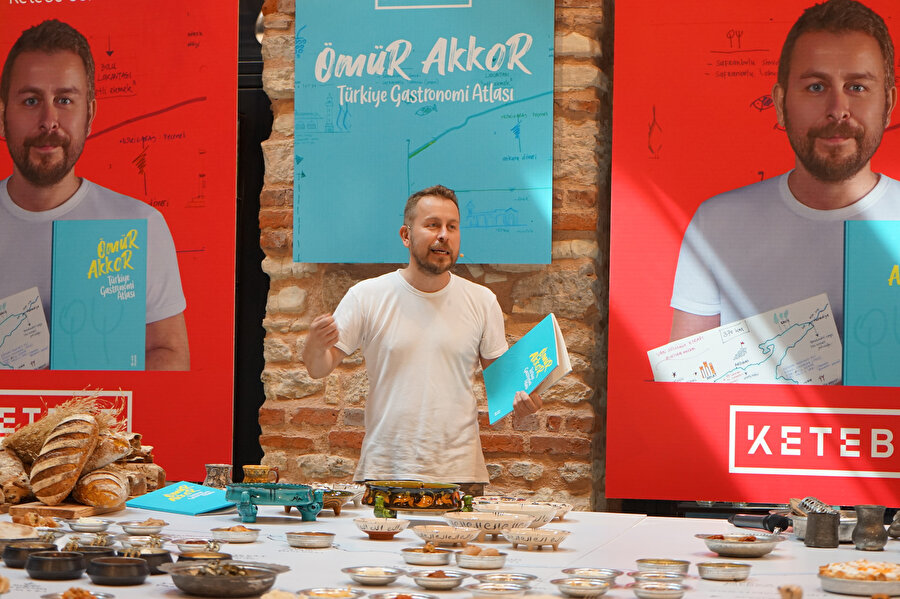Ömür Akkor'un 'Türkiye Gastronomi Atlası'