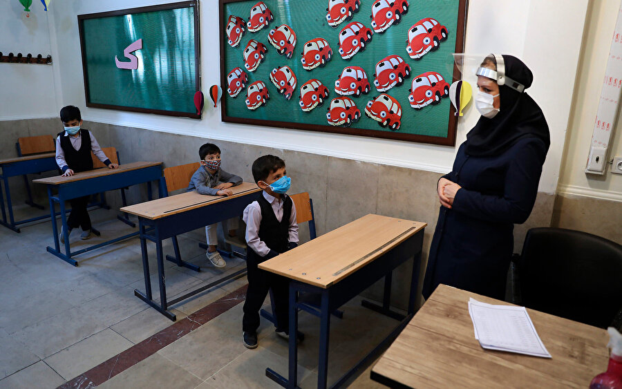 iran da sunni ogretmenler mezhebi gerekcelerle veto ediliyor iran da sunni ogretmenler mezhebi gerekcelerle veto ediliyor