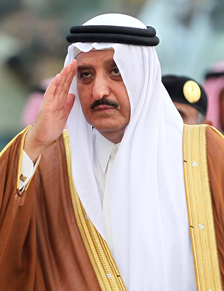 Prens Selman'ın, amcası Ahmed bin Abdülaziz'i tutuklatması hanedan üyelerinin tepkilerine neden olmuştu.