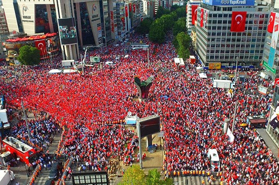 15 Temmuz Kızılay Meydanı