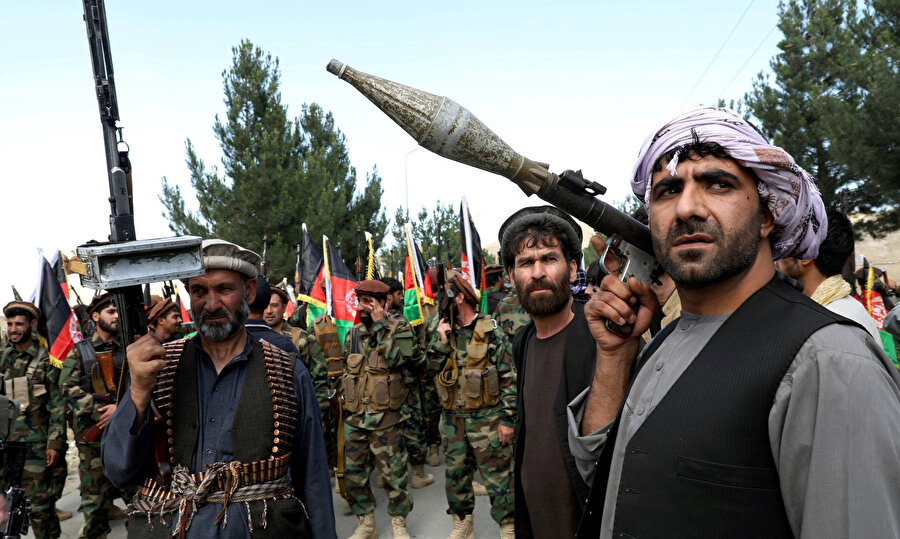 Taliban son iki ayda 60 ilçeyi daha ele geçirdi. 