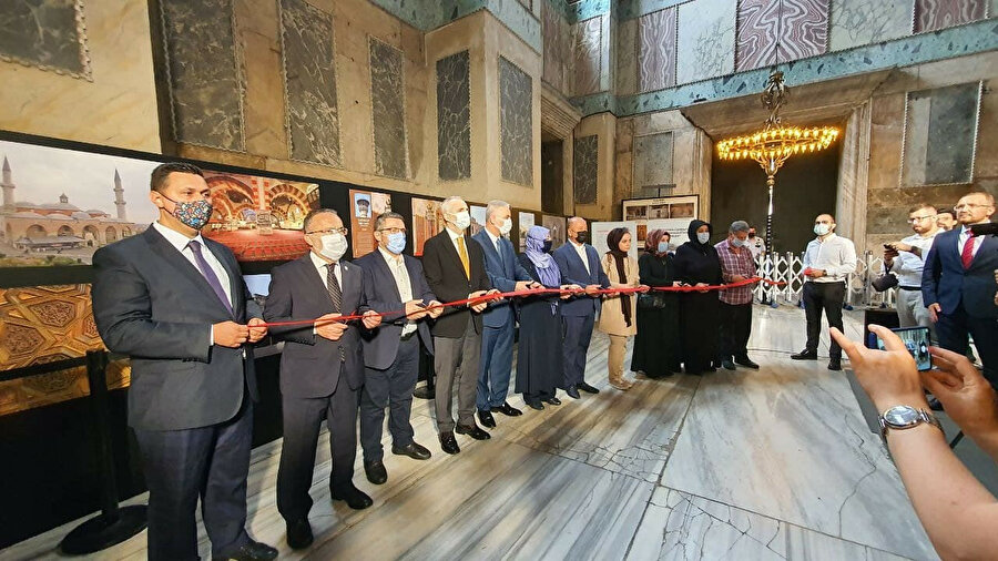 Ayasofya Camisi'ndeki açılıştan bir kare