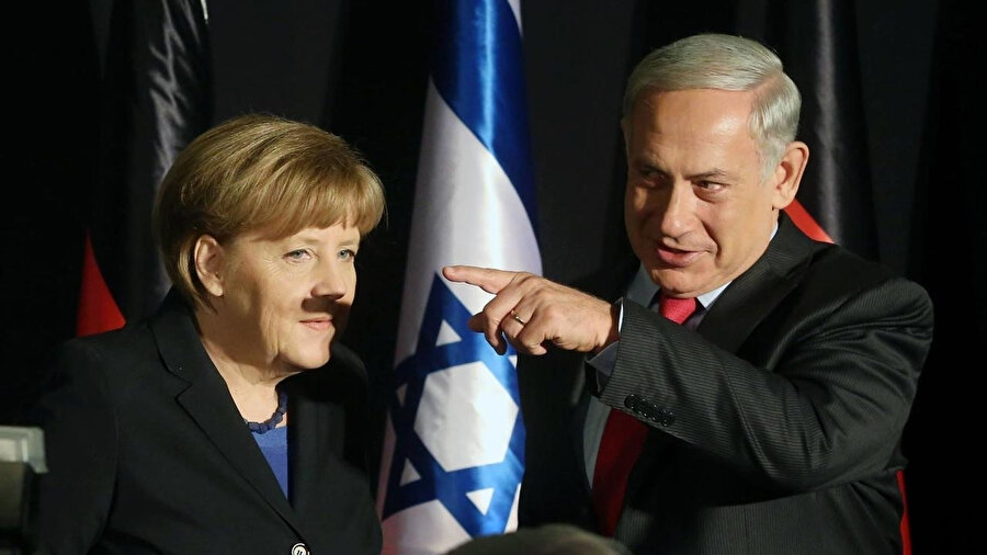 İsrail Gazze'ye saldırılar düzenlerken ve sivilleri katlederken, Merkel'in İsrail'e destek mesajı yayımlaması iki ülke arasındaki uzun yıllara dayanan çıkar ilişkilerini işaret ediyor. 