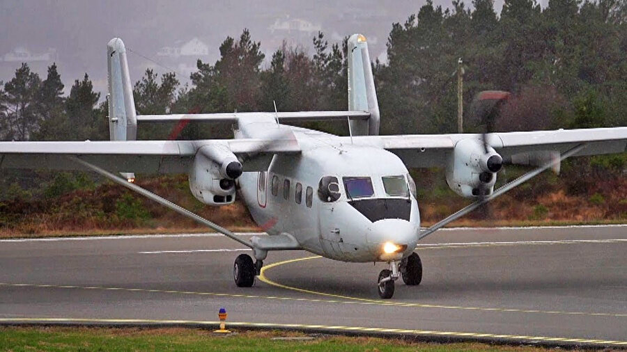  AN-28 tipi uçak