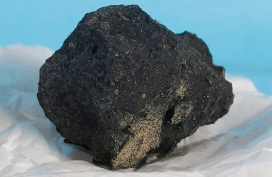 Meteoritin Mars'ın yörüngesinin ötesinden geldiğinin düşünülüyor