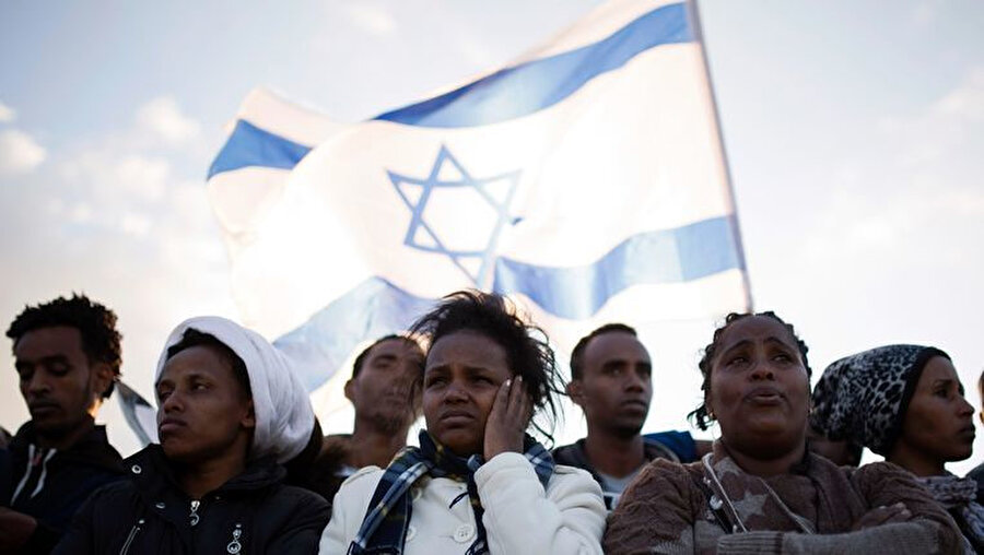 İsrail'in Afrika hamlesi kıtada İsrail'e karşı var olan karşıt tutumu kırmak için oldukça önemli bir adım olarak yorumlanıyor. 