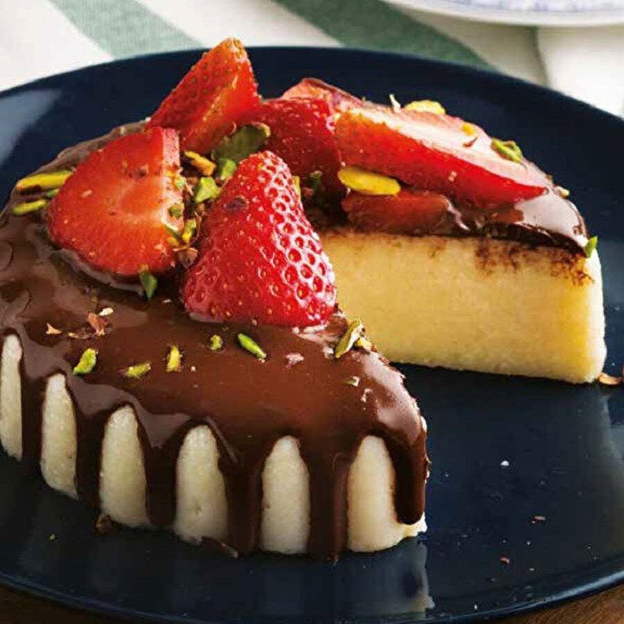 İrmikli Çikolatalı Sütlü Tatlı tarifi