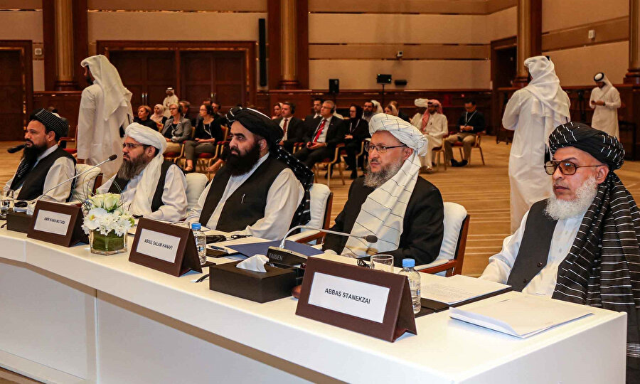17 Temmuz'da Katar'da gerçekleşen Taliban ve Afganistan hükümeti görüşmelerinden. 