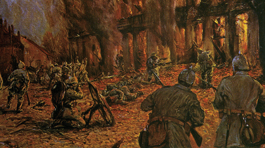 » Savaş dediğin…
Almanların parlak zaferiyle sonuçlanan ve Rus istilasının önüne geçilen Tannenberg Savaşı sırasında yanmakta olan bir kentteki Alman askerleri görülüyor. S