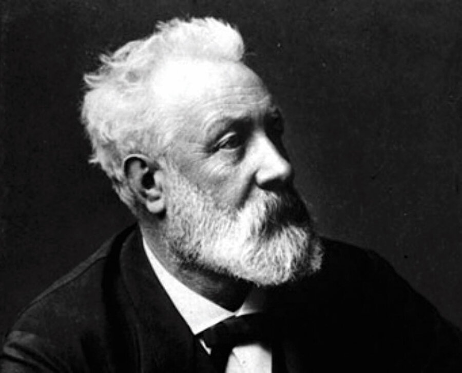 » Edebiyatta ve dinde batınî izler: Ünlü bilim-kurgu yazarı Jules Verne’nin (1828-1905) İlluminati gibi ezoterik tarikatlara üye olduğu öne sürülür 