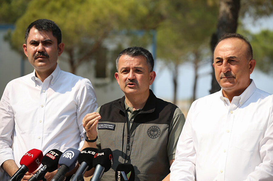 Bakanlar Pakdemirli, Çavuşoğlu, Kurum ve Karaismailoğlu, Antalya'da