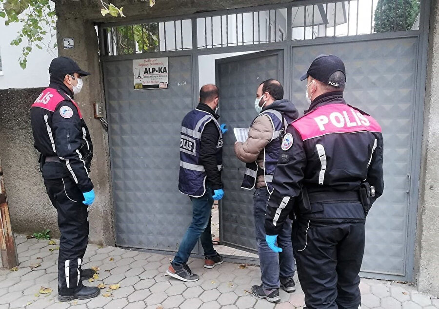 Denizli İl Emniyet Müdürlüğü vatandaşlara dolandırıcılara yönelik uyarı yaptı