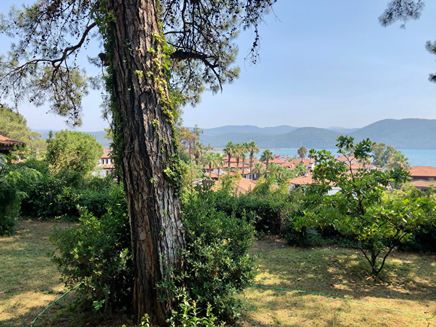 Nail Çakırhan Evi’nin Güney cephesinin baktığı manzara. Fotoğraf: Uluç Algan.