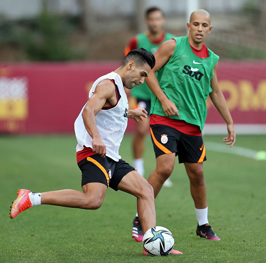 Galatasaray'da Falcao ve Feghouli kadroda düşünülmüyor.