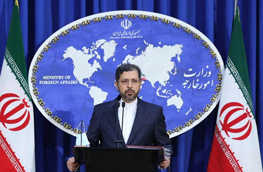 İran Dışişleri Bakanlığı Sözcüsü Said Hatibzade, Hint Okyanusu'nda saldırıya uğrayan İsrailli nakliye gemisiyle ilgili suçlamaları kabul etmediklerini ifade ederken, iddia sahibi ülkelere kanıtlarını sunmaları için çağrıda bulundu.