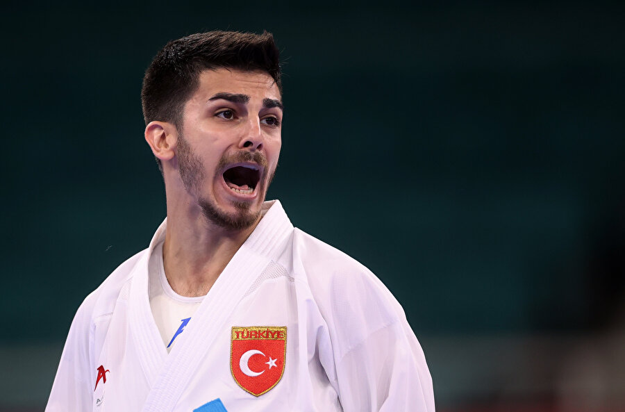 Eray Şamdan, gümüş madalya kazandı.