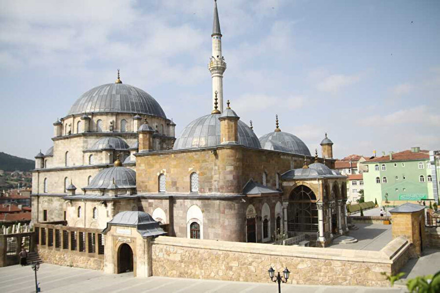 Çapanoğlu Camii.