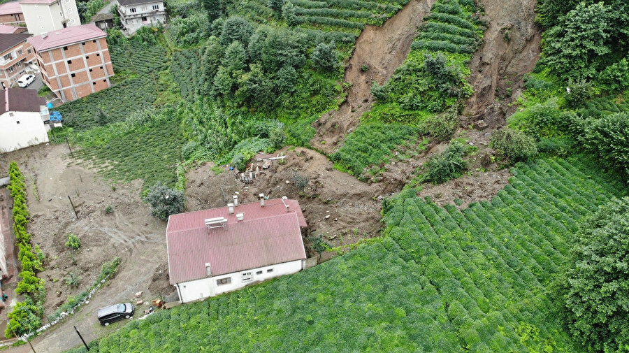 Rize'de il genelinde şiddetli sağanak etkili oldu