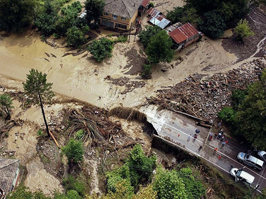 Kastamonu'yu sel vurdu