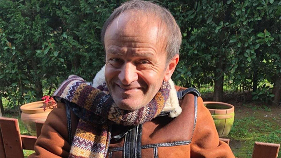 Cimilli İbo lakaplı şarkıcı İbrahim Özer