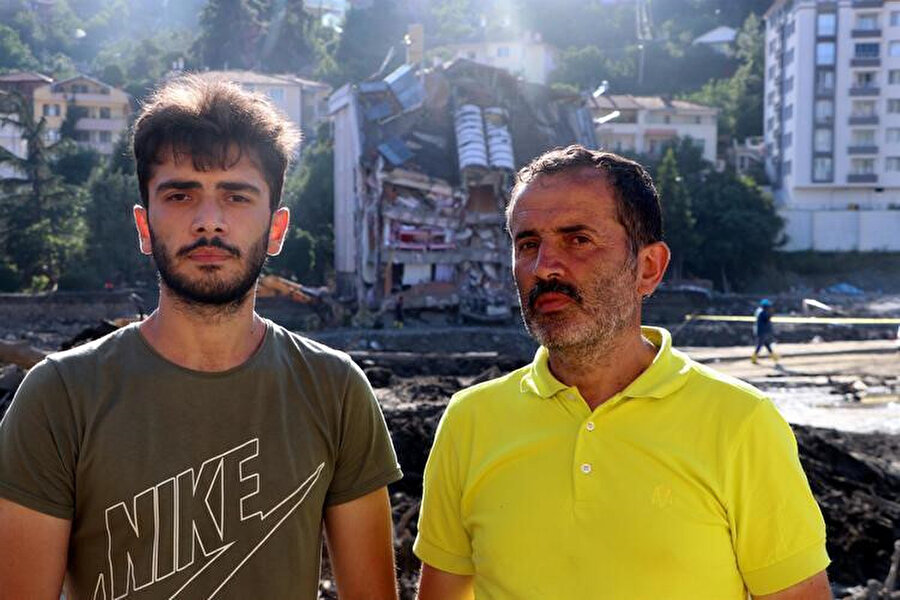Özkan Acar ve babası Ayhan Acar