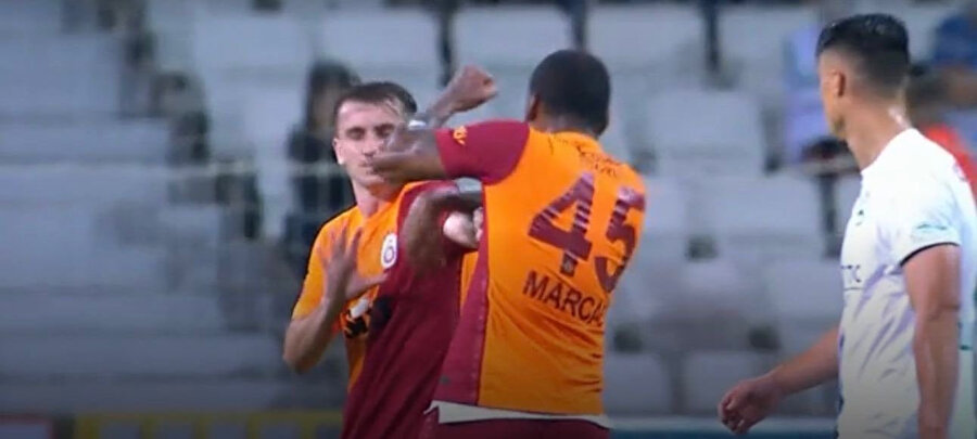 Marcao'nun milli futbolcu Kerem Aktürkoğlu'na saldırması büyük tepki çekti.