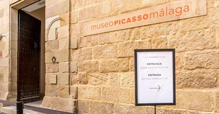 Picasso Müzesi, Pablo Picasso'un doğduğu yer olan İspanya’nin Málaga şehrinde yer alan bir müzedir.