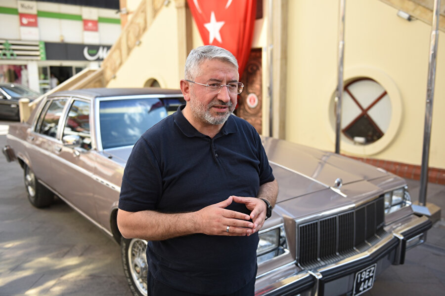 Çorum Belediyesi'nin makam aracı görenleri şaşırtıyor: Hala hizmete devam ediyor