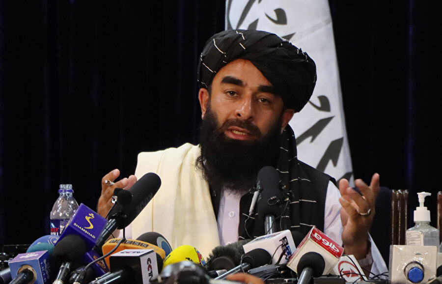 Taliban Sözcüsü Zabibullah Mücahid.