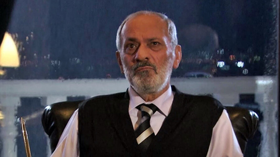Sinema ve dizi oyuncusu Metin Çekmez