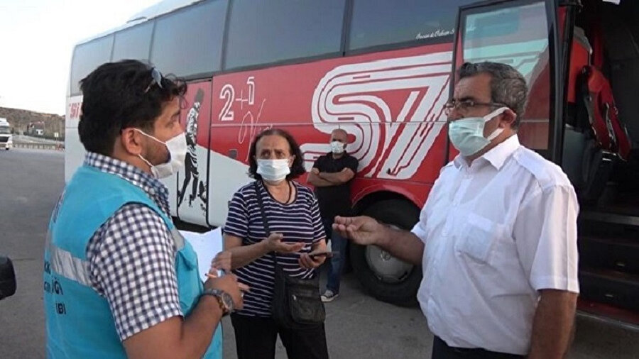 Kırıkkale'deki kontrolde testi pozitif olan yolcu otobüsten indirilerek karantinaya alındı