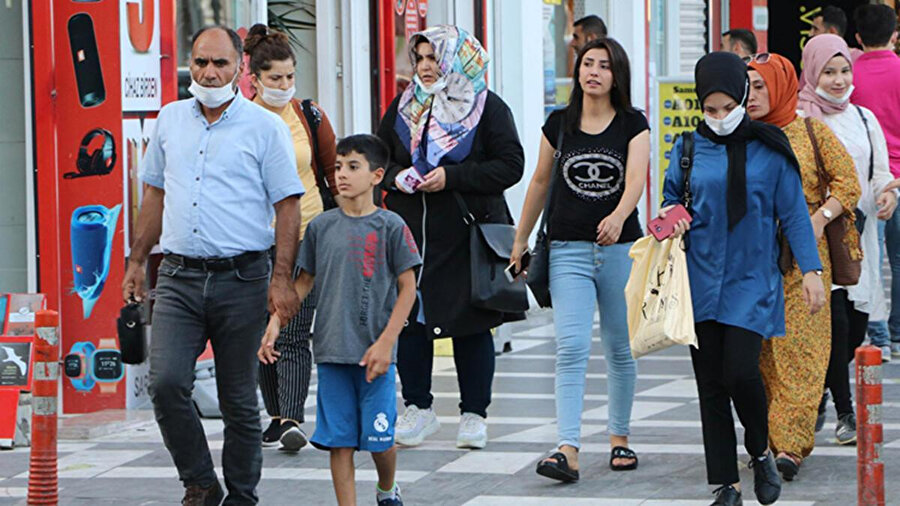 COVID-19 risk haritasında 'kırmızı' renkli tek il Şanlıurfa