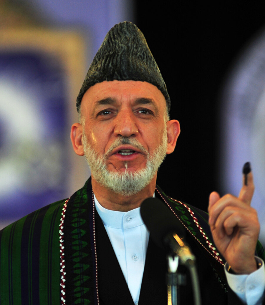 Hamid Karzai. 