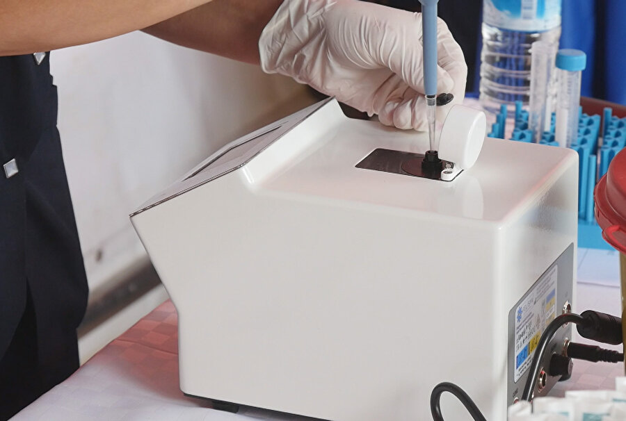 Yerli COVID-19 testi geliştirildi: 10 saniyede yüzde 99 doğru sonuç veriyor