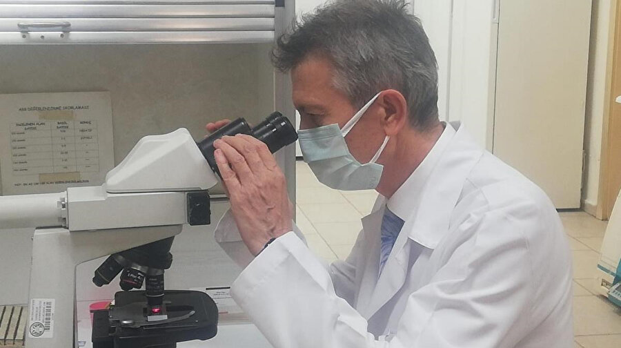 Ankara Üniversitesi Enfeksiyon Hastalıkları Anabilim Dalı Başkanı Prof. Dr. İsmail Balık