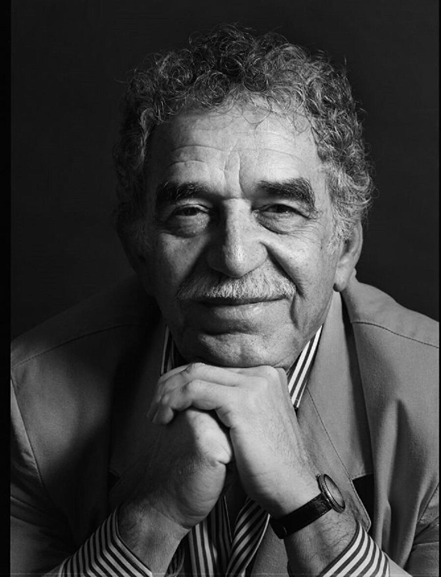 García Márquez, yazar olarak başladı ve beğeni toplamış kurgusal olmayan çalışmalar ve kısa hikâyeler yazdı.